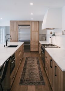 Modern Traditional Kitchens With Classic Wood Accents You’ll Love